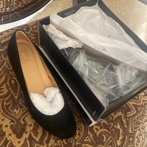 Naturalizer black women shoes size 9